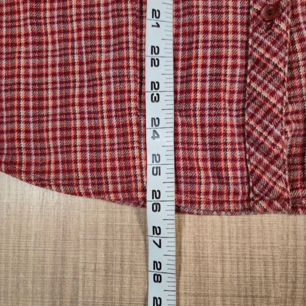 Woolrich Womens Flannel Button Up Shirt Size Large Red Plaid Pockets Cozy - Picture 5 of 7